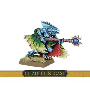 Lizardmen Skink Priest with Feathered Cloak B074