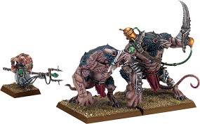 Skaven Rat Ogres and Tamer F006